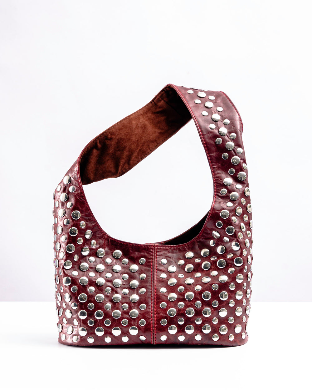 Astrid in Merlot